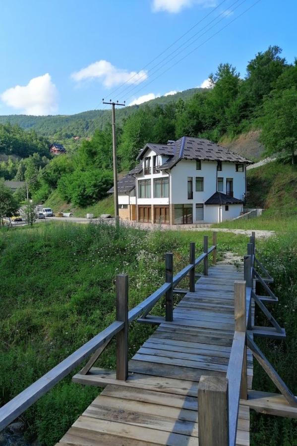 Bed and Breakfast Zlatarska Dolina Нова-Варош Екстер'єр фото